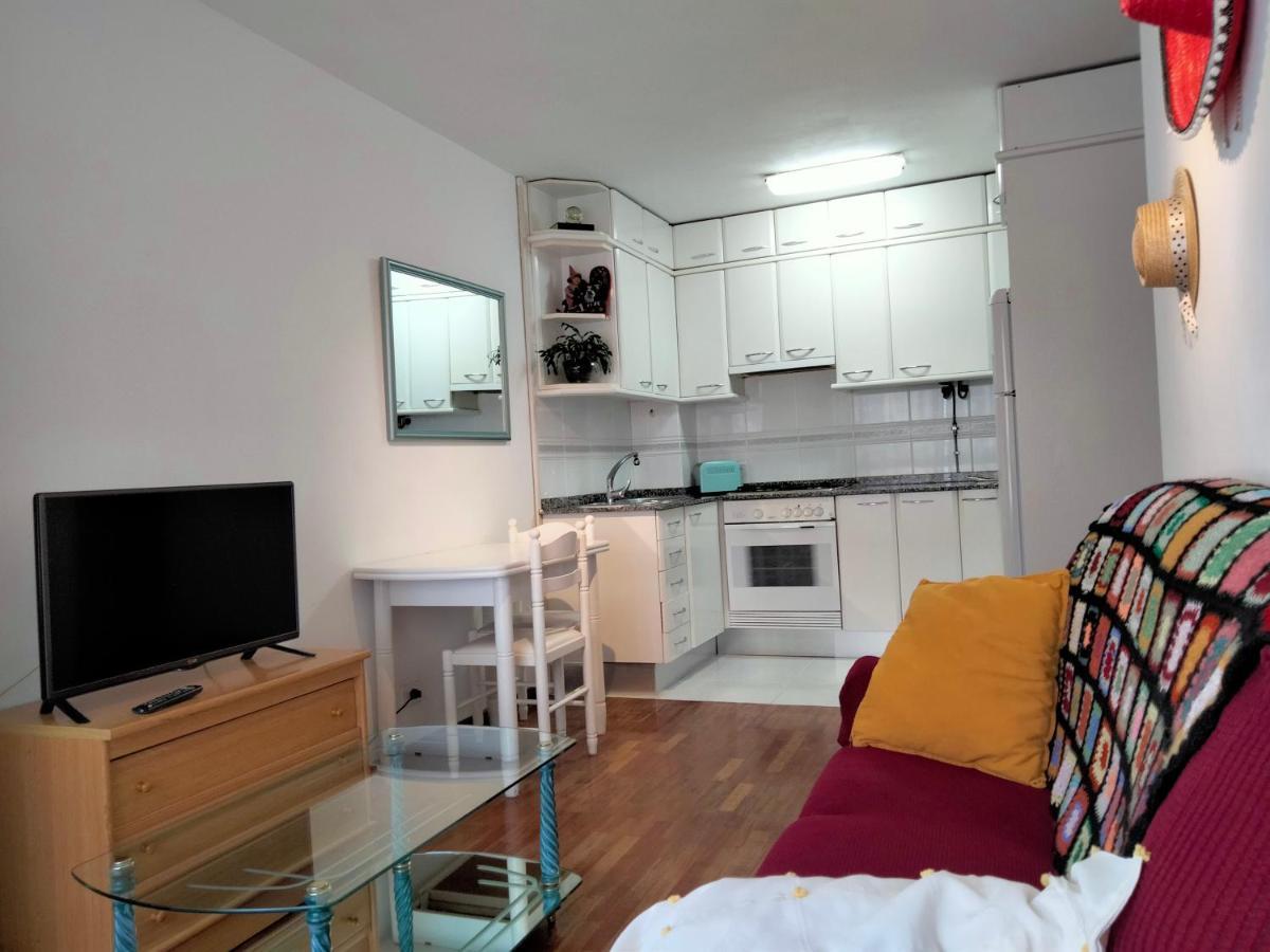 Apartamentos Virita Coqueto Apartamento Vacacional, Proximo A La Playa ア・コルーニャ エクステリア 写真